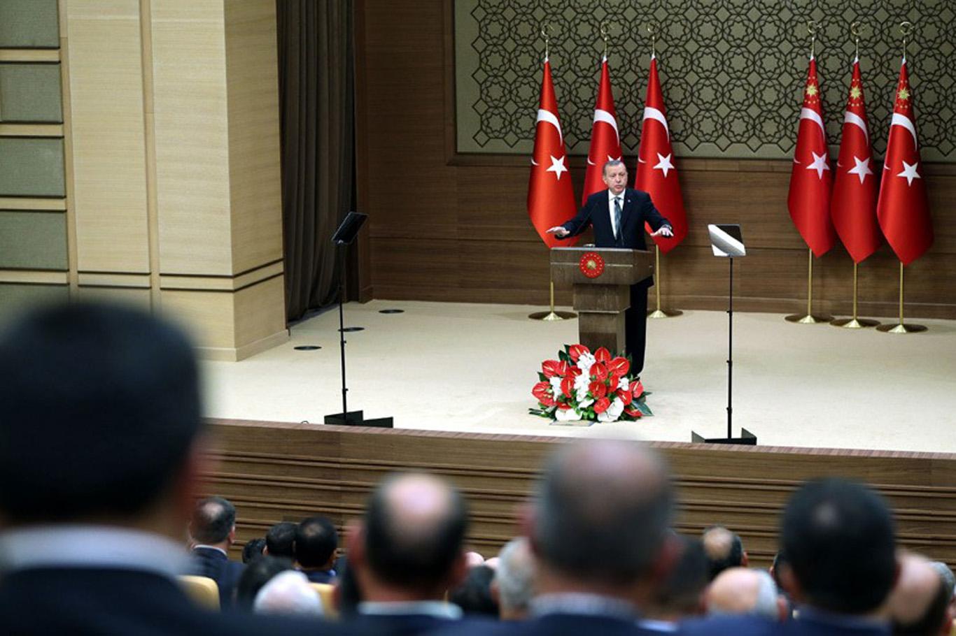 “Makamlar insanlara hizmet için araçtır” “Makamlar insanlara hizmet için araçtır”
